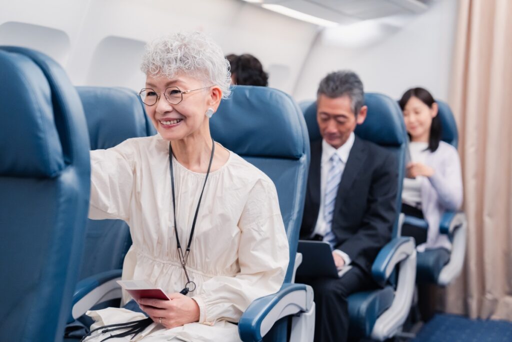 Cuidados com idosos nas viagens de avião