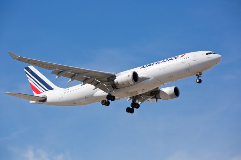 Cancelamento de voo pela Air France: veja o que fazer