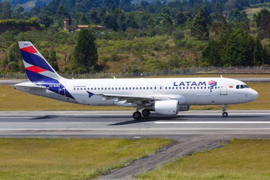 Saiba como acumular milhas Latam